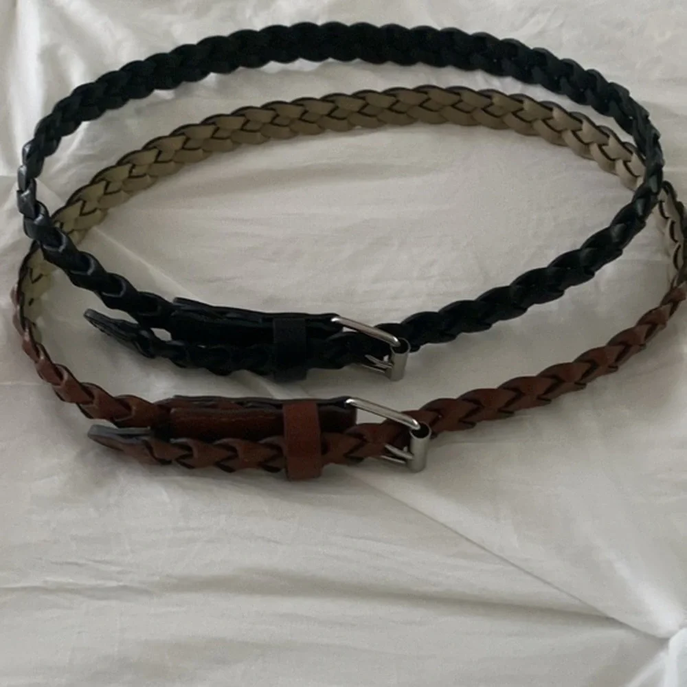 Set of 2 belts‎ brown and black each 30” long